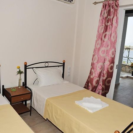 Lemon Tree Villa Nydri  Phòng bức ảnh