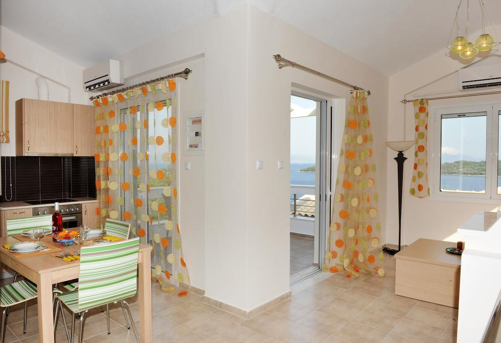 Lemon Tree Villa Nydri  Phòng bức ảnh